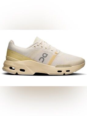 On Cloudpulse Sneakers Ivory/Tumeric Women's 7 NWT NIB